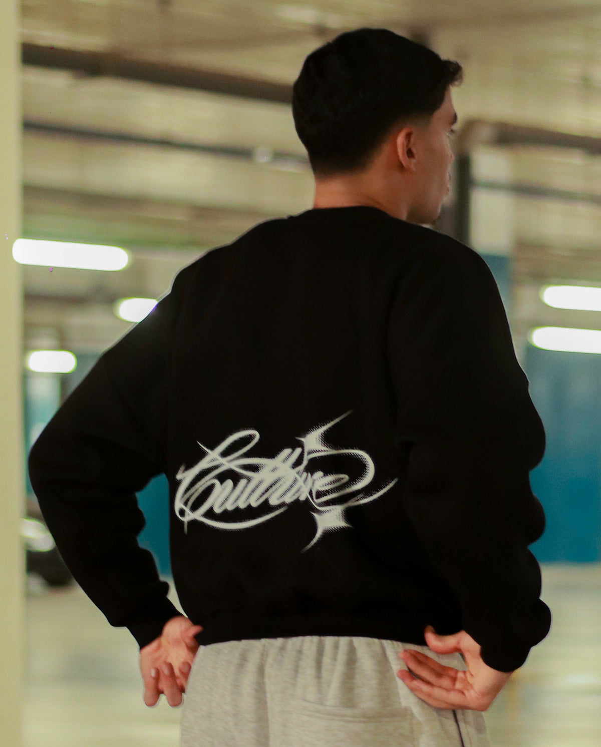 Black Sweat-shirt